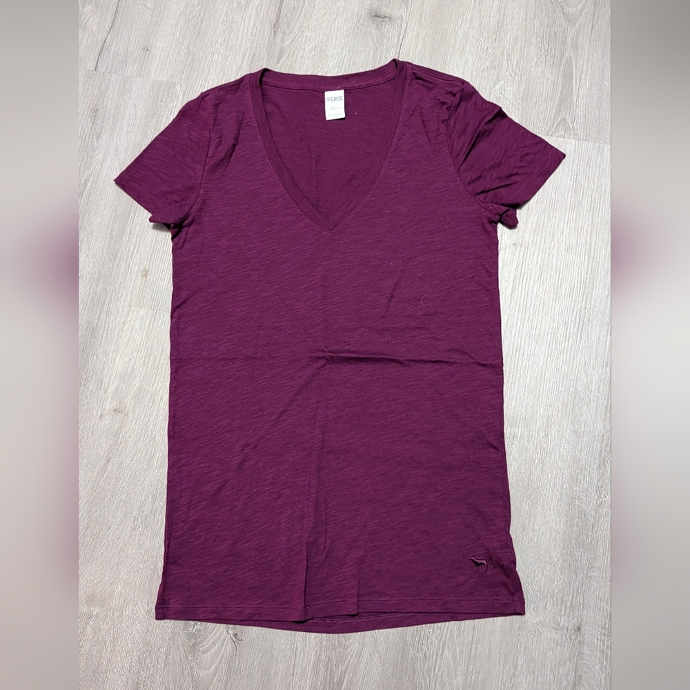 PINK Victoria's Secret Deep Magenta V-Neck Top Large